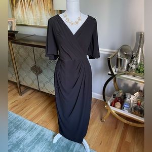 Maggie London flutter sleeve faux wrap midi dress 🖤